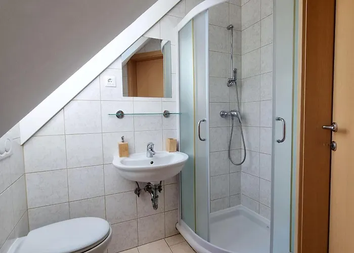 Apartmaji Pri Ticelnu *