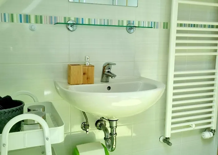 Apartmaji Pri Ticelnu דירה