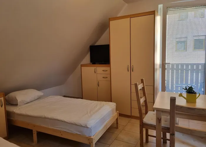 דירה Apartmaji Pri Ticelnu בובק