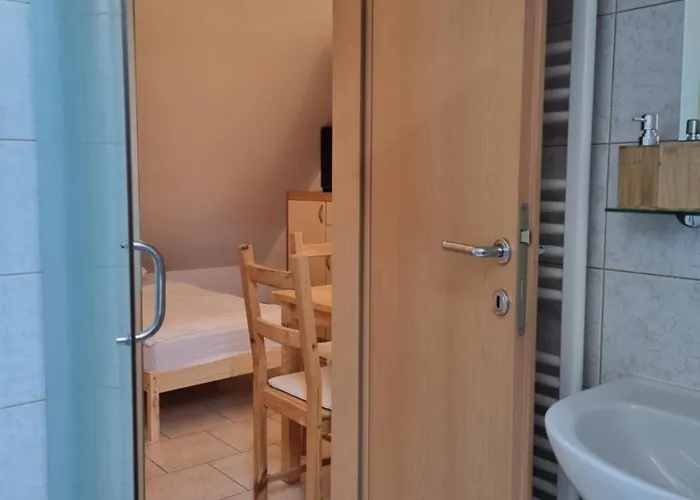 Apartmaji Pri Ticelnu