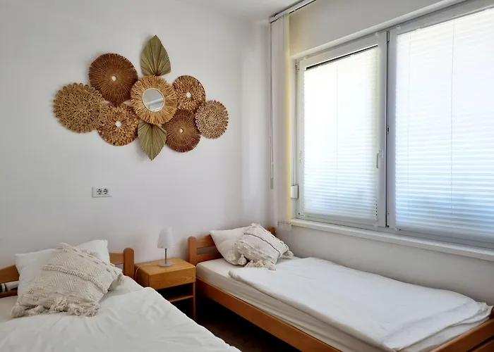 Apartmaji Pri Ticelnu דירה